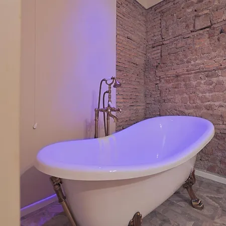 Affittacamere Art House Relais56 Luxury Nuova Gestione *